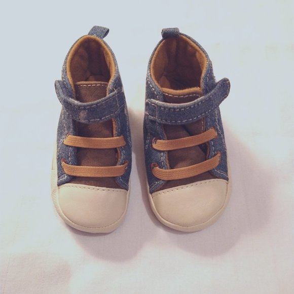infant high top tennis shoes, denim look, 3, unknown brand - Picture 4 of 4